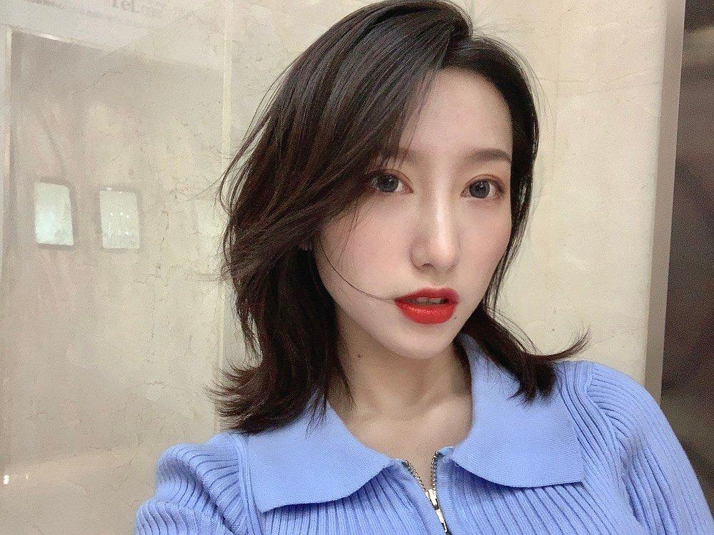 有什么推荐的口红适合大学生的,毕业季口红什么颜色好