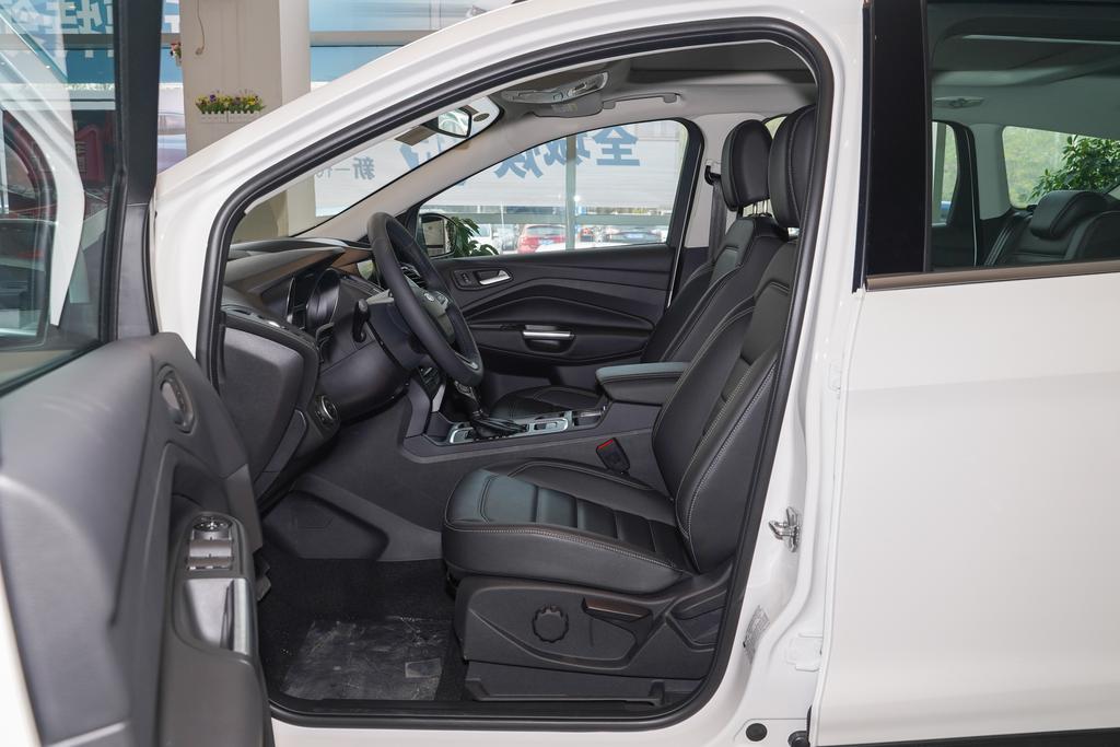 翼虎限时优惠1.70万,21年福特翼虎二手车绍兴