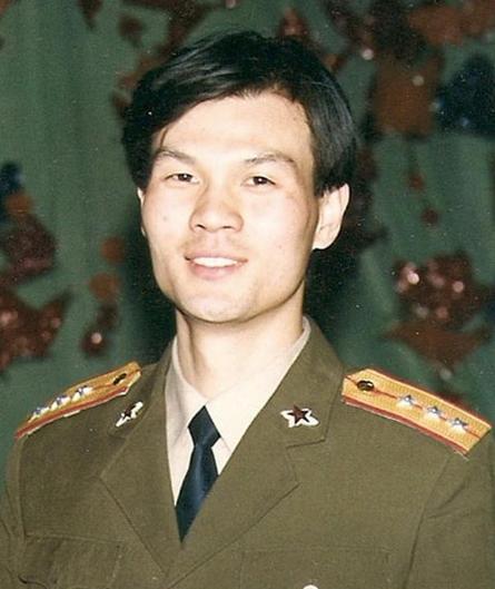 郭德纲李彬现在在干什么,看不起郭德纲的是李彬吗