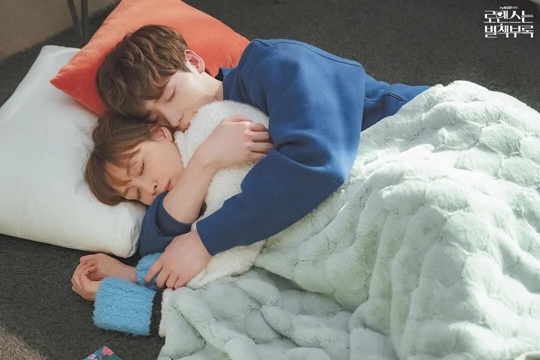 李钟硕宋仲基李敏镐金秀贤谁厉害,runningman金宇彬李钟硕金秀贤