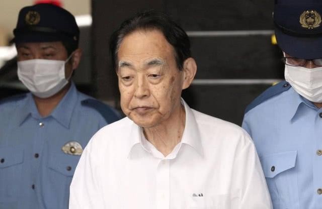 日本疯狂啃老族，父亲死亡一个月被发现，原因只为能多领养老金