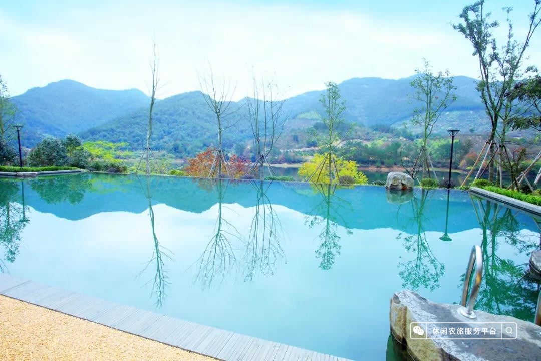 风景最好的天然火山温泉,这里有天然独特的山中温泉