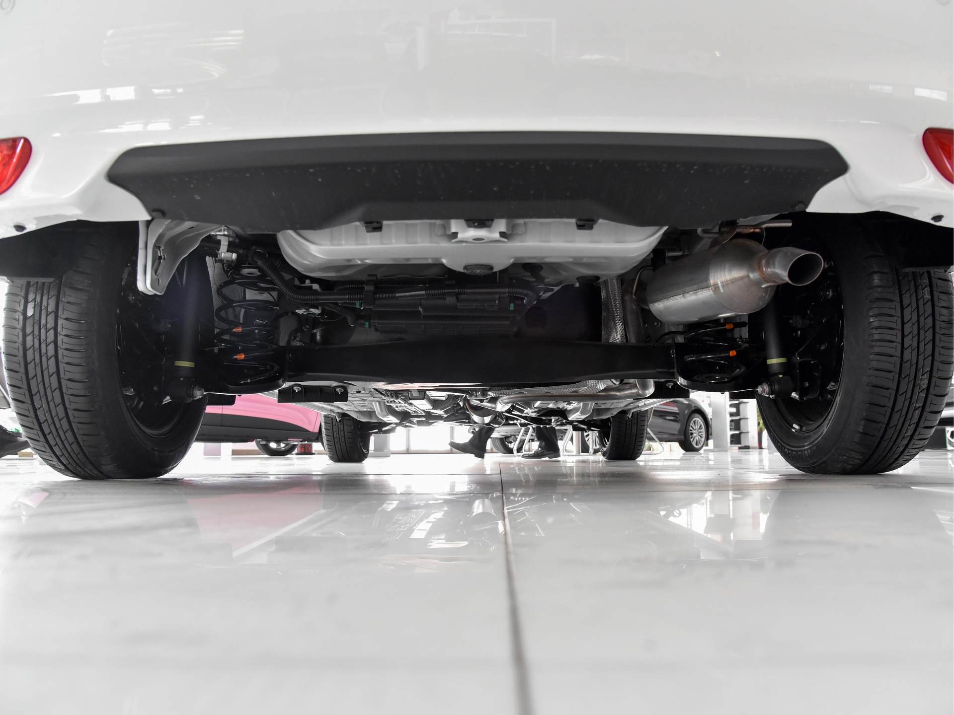 实惠的好看轿车车型,比较实惠的丰田车