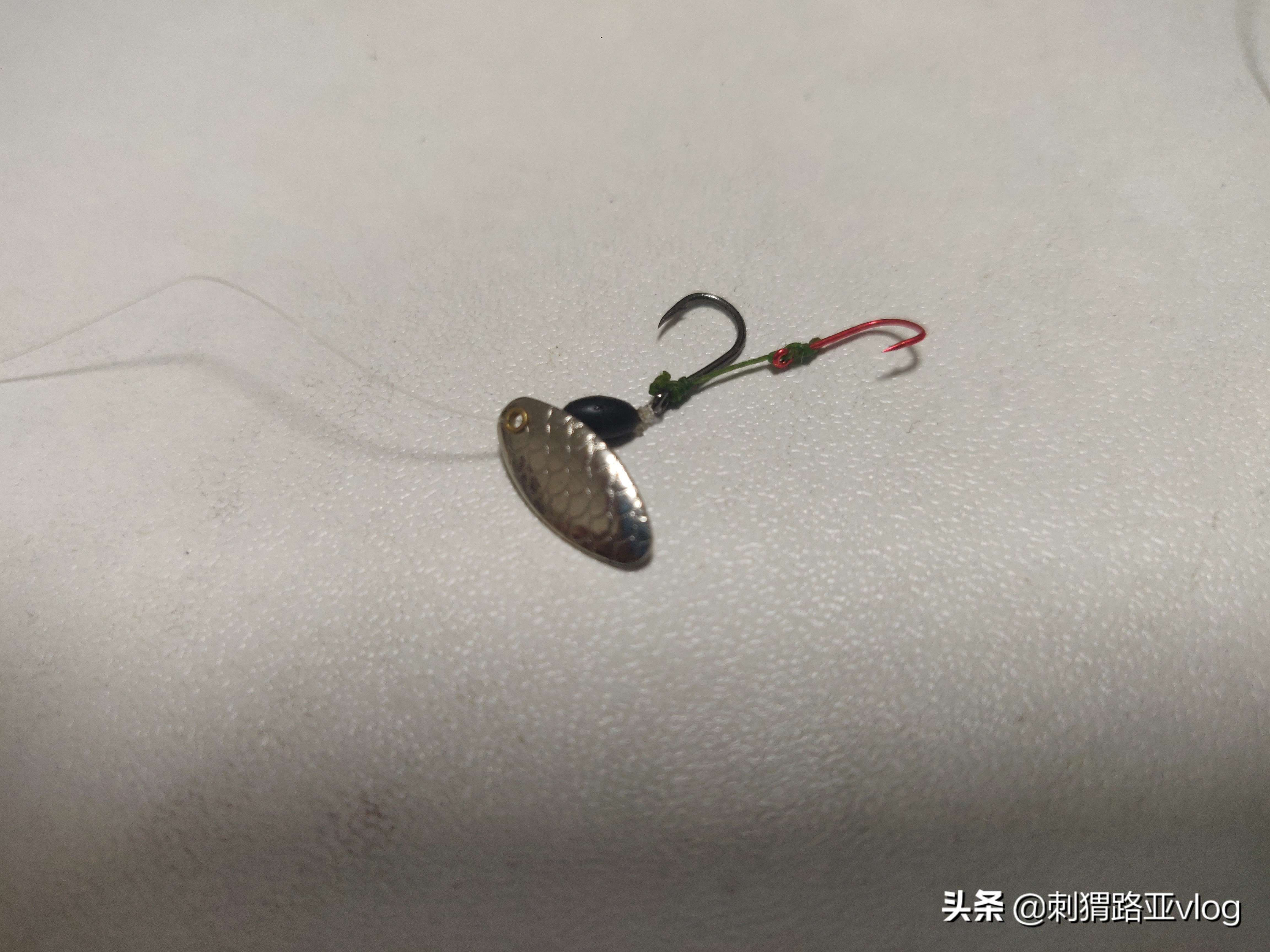 微物路亚亮片双钩钓组,路亚前导线双钩亮片绑法