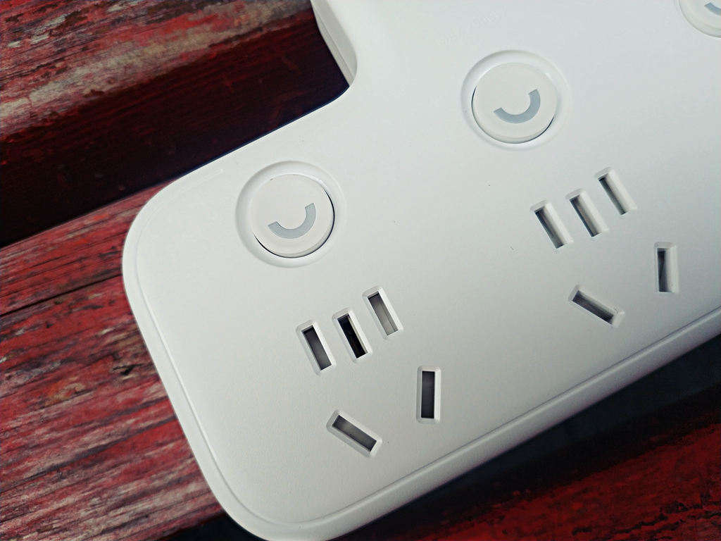 让用电变得安全还便利：aigo国民好物转换器体验