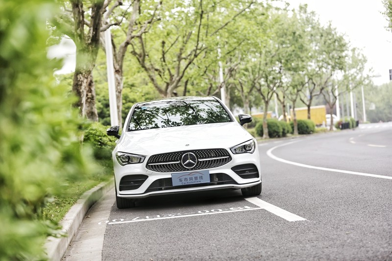 奔驰cla260帅气视频,奔驰cla200猎跑版