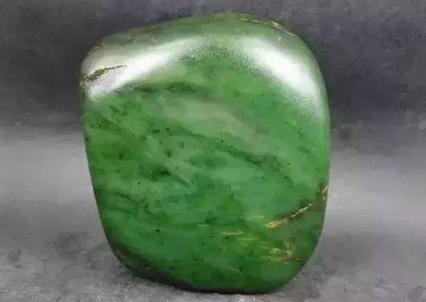 玛纳斯中华碧玉园里面有啥,稀世罕见绝品和田玉奇石欣赏