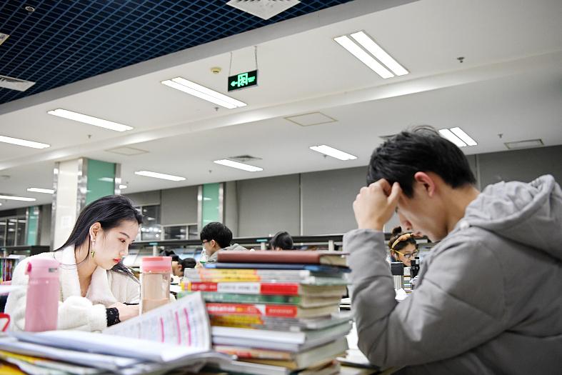 考研和保研真的差距很大吗,保研和考研差距真的很大吗