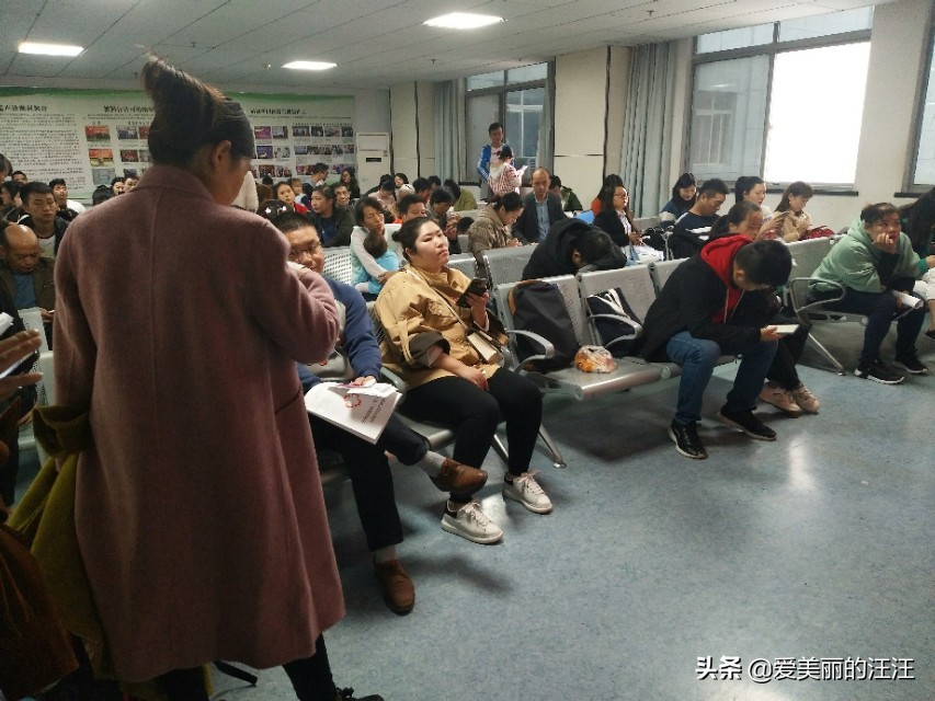 时隔三天再次来到湖北省妇幼保健院，人依然的多，太不容易了！