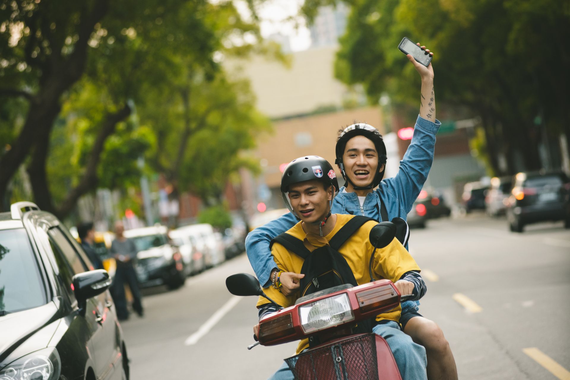 《*处破**》影评：一部象征意涵大于情节意义的公路电影