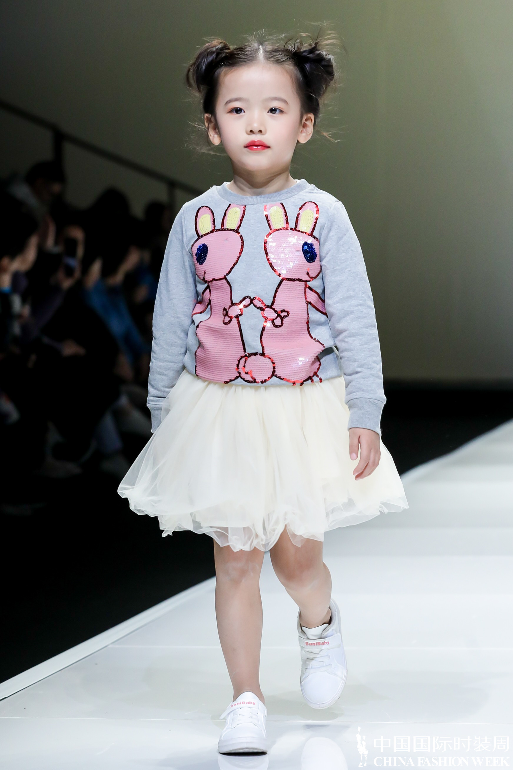 中国国际儿童时装周杭州艺尚小镇,童画童话童装