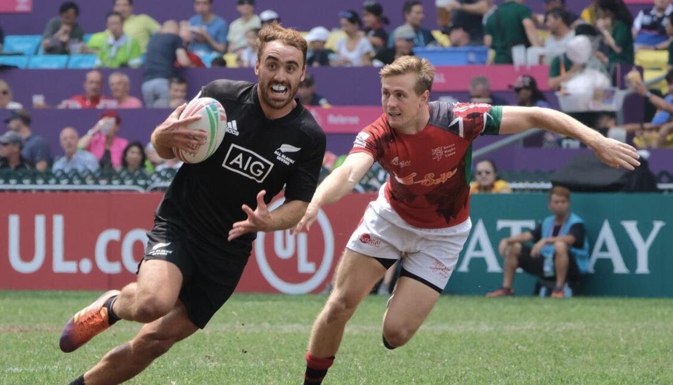 一练完腿就想吐是因为心肺不行吗,健身干呕是什么情况