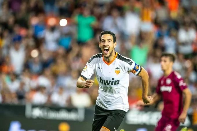 哈白布pk典礼三中场谁更强,西甲哈白布哈维