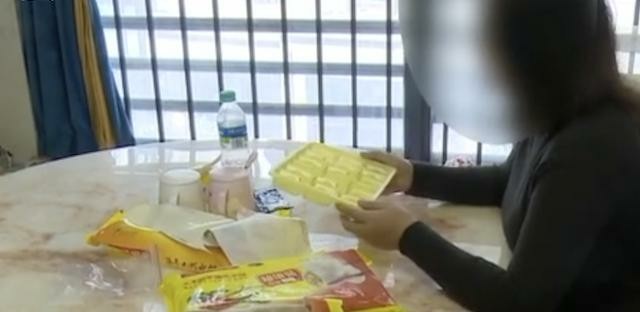 速冻水饺吃出塑料怎么办,速冻饺子吃出异物