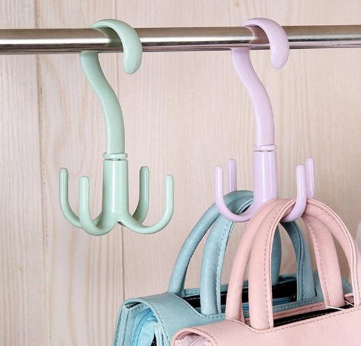 去当闺蜜的伴娘，发现包包从不放衣柜，分享给大家看看，真的高明