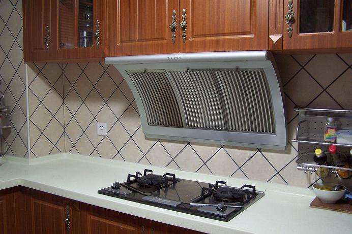 如何清理油烟机油污妙招,油烟机油污太厚怎么清理