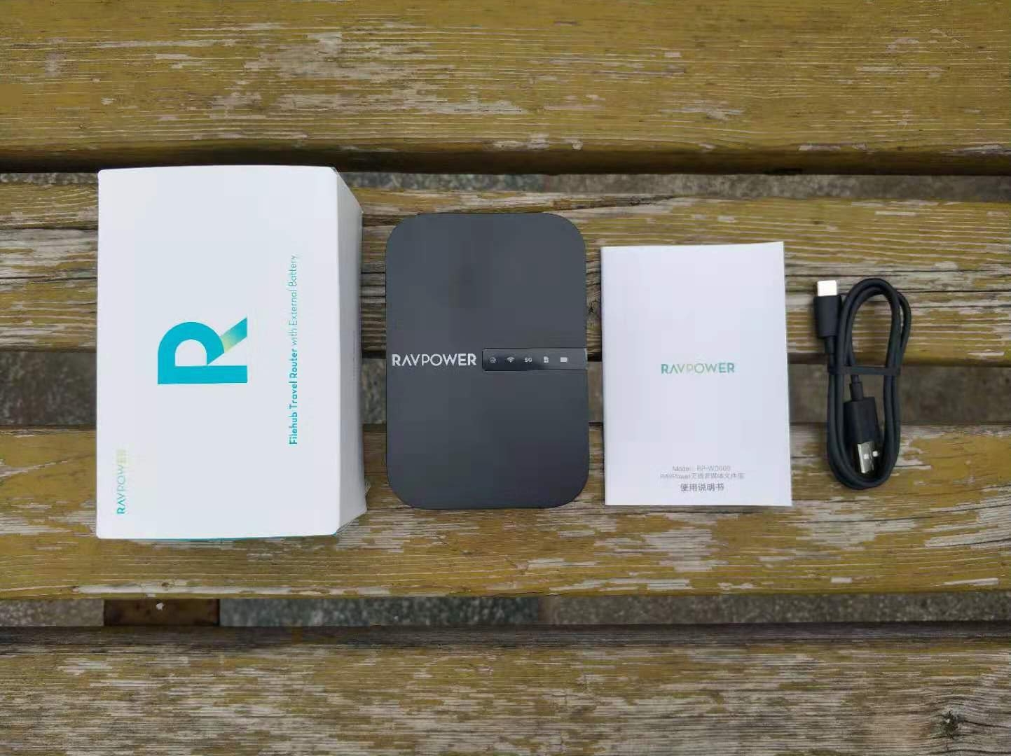 你有乾坤袋，我有RAVPOWERFileHub多功能文件宝