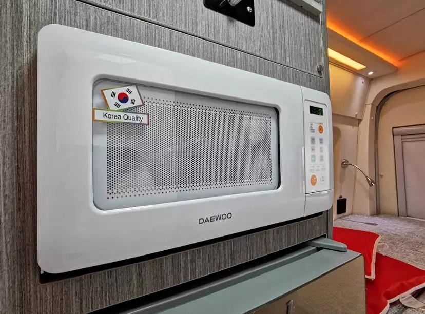 性价比B型房车,卫航房车最新款b型v90多少钱