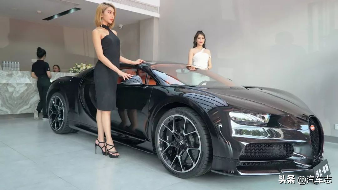 价值一亿的法拉利拉法,价值1亿元钱的白色法拉利拉法