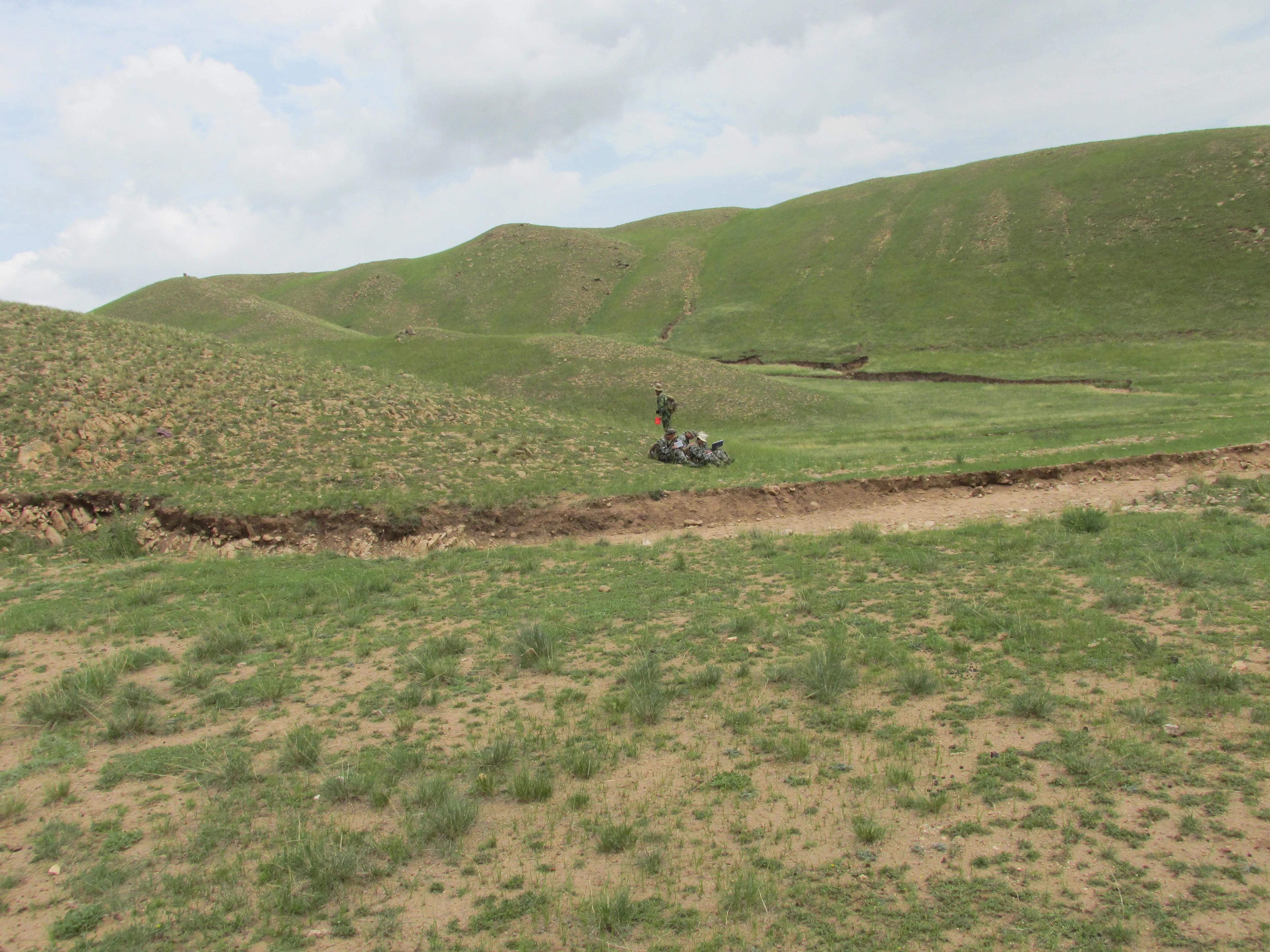 地质工作的日常,地质工作真实情况