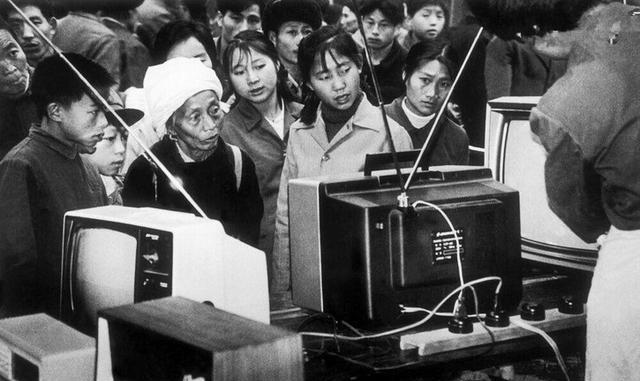 八十年代摩的,8090年代土豪摩托车