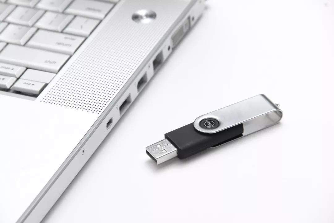 u盘总是丢有什么方法让它不会掉,u盘丢了很难过