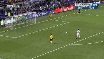 马德里的蓝天,致足球经典