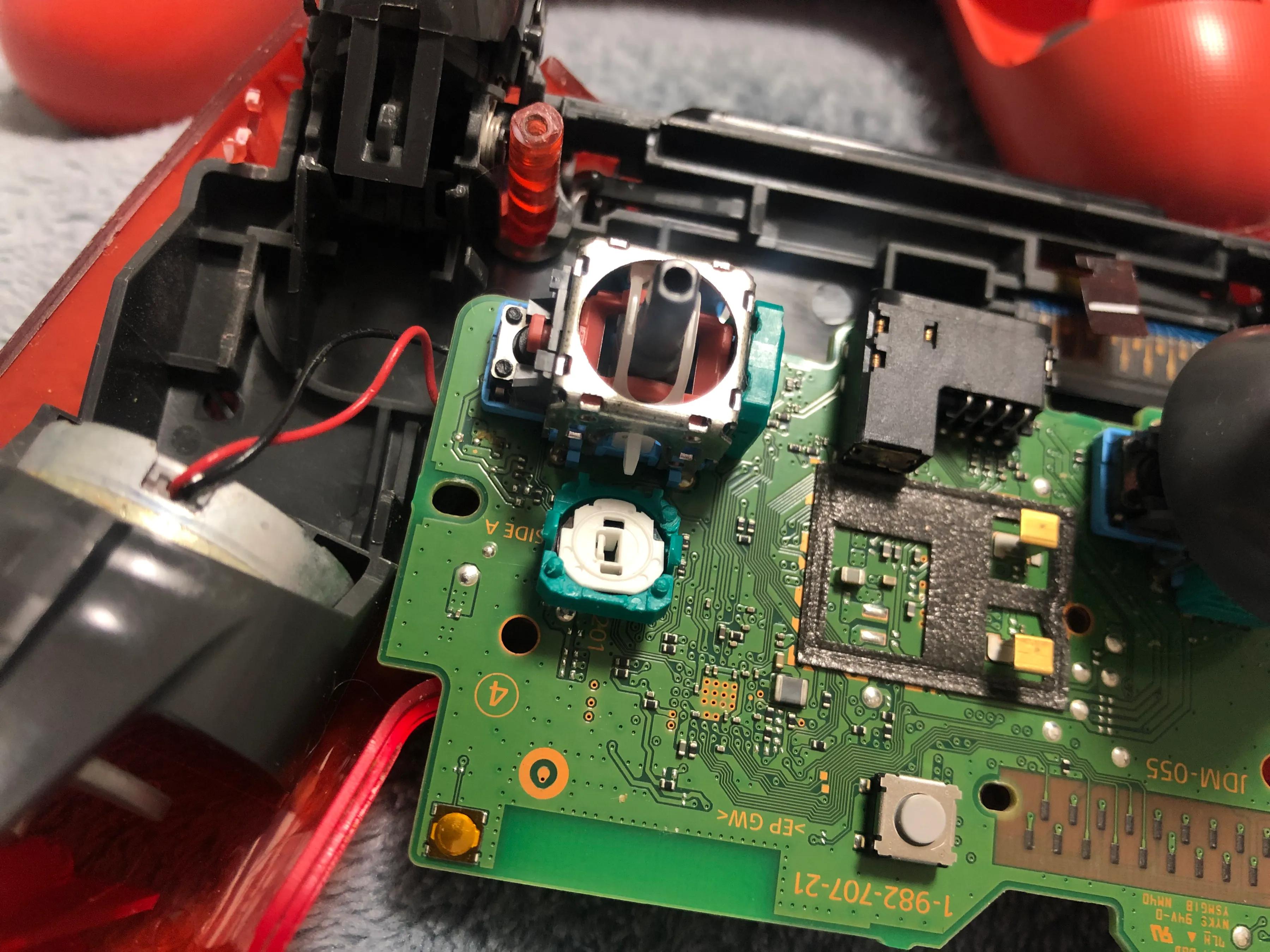 ps4手柄摇杆向左飘,ps5串流掌机摇杆漂移怎么办