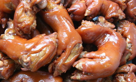 买猪蹄切记前蹄和后蹄,买猪蹄不要只挑大的