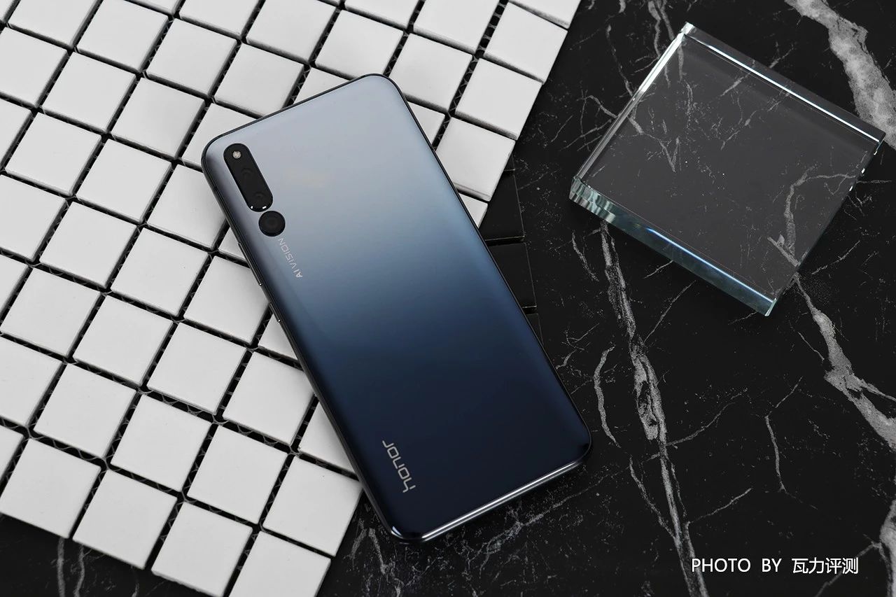 荣耀性价比最高v20,荣耀v20哪个型号性价比高