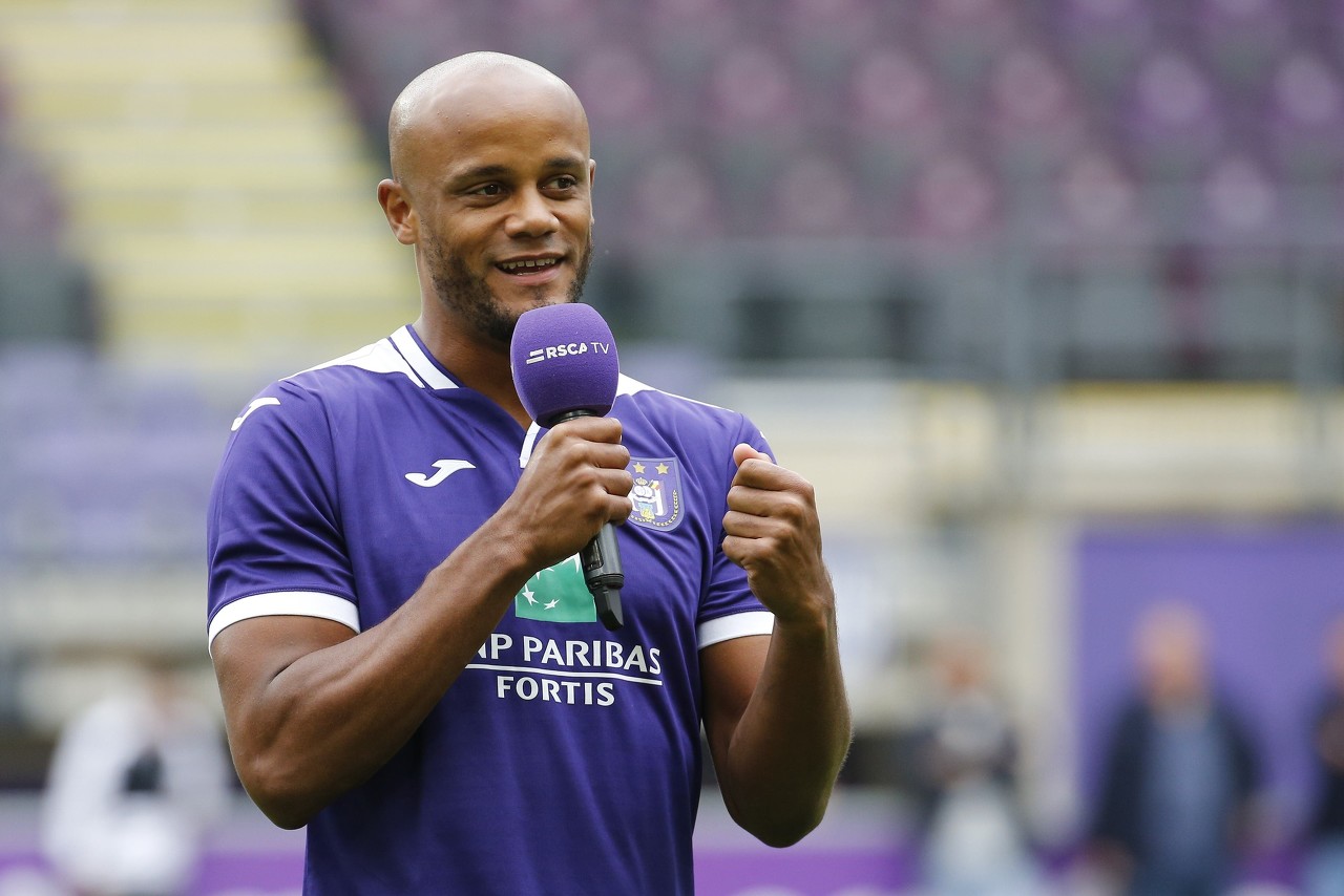 曼联球员尴尬吗？斯科尔斯大师级别传球，范大将军宝刀不老