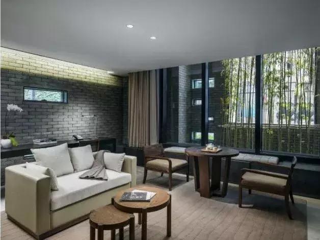 成都全景落地窗酒店推荐,成都高层观景酒店推荐