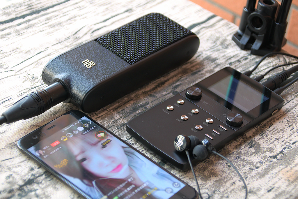 唱吧智能彩屏声卡怎么样,唱吧k10声卡里面什么混响唱歌好听