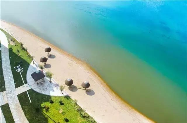 威海国际海水浴场八月份,威海海水浴场夏天