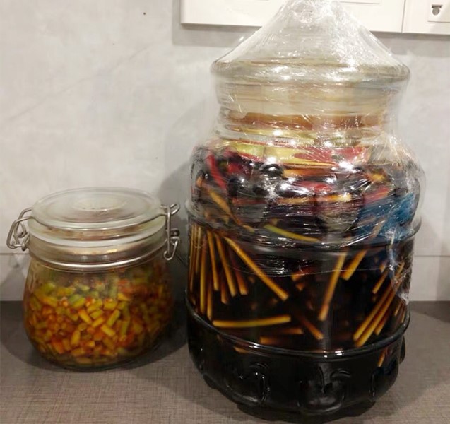 腌蒜薹洗好蒜苔晾多久,蒜薹怎么腌放得长久