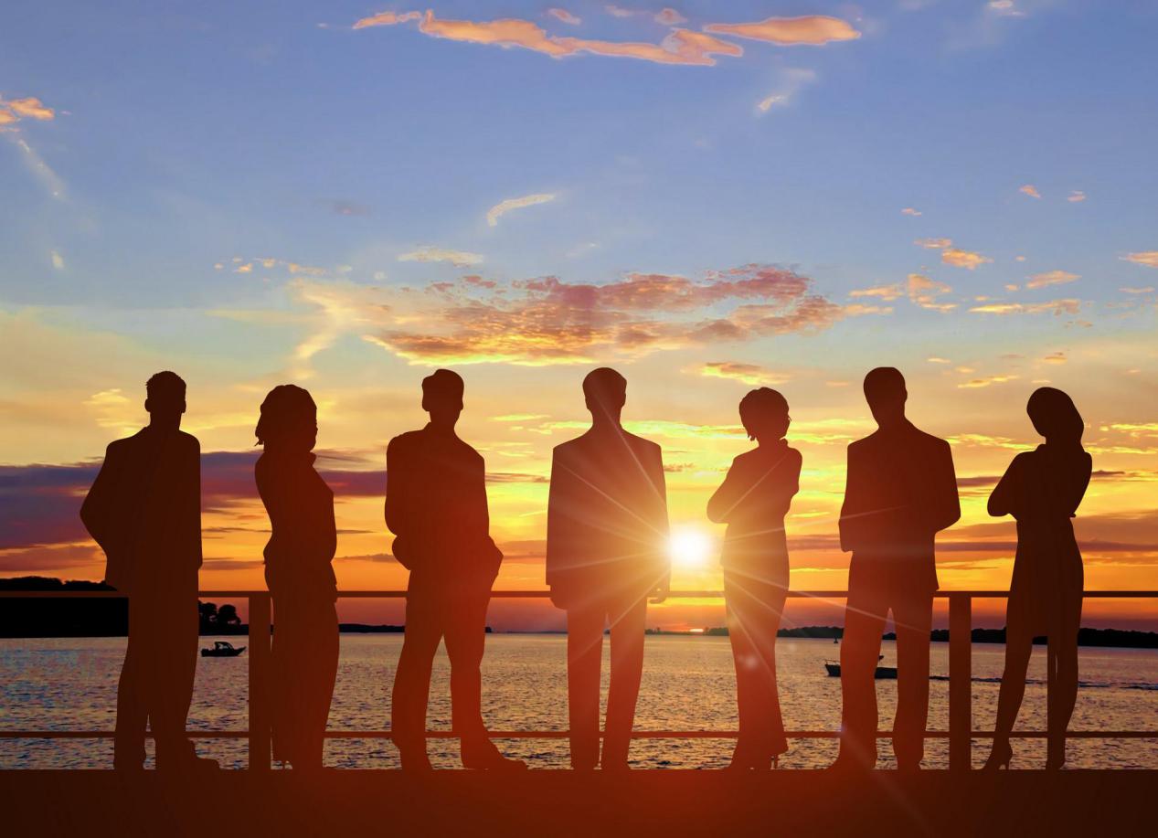 不爱说话爱占便宜的同事,遇到爱占公司便宜的同事要不要管