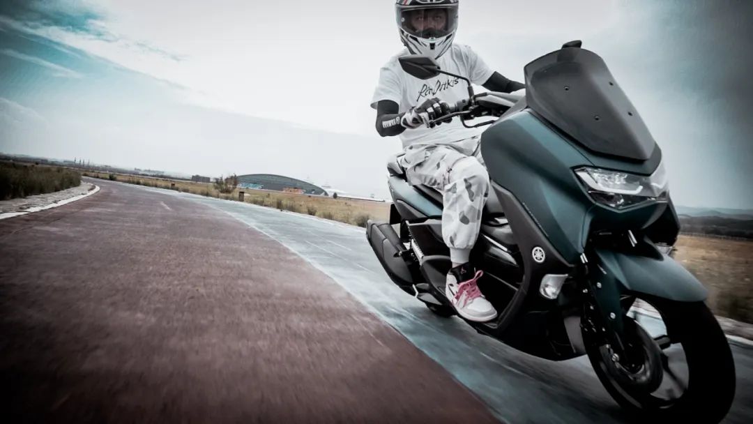 雅马哈nmax155对比本田pcx150,nmax155雅马哈为什么是神车