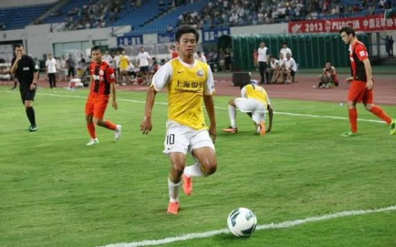 他是中国足坛的最狠赌徒！如今还清了千万赌债，投身足球青训