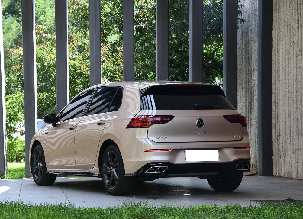 高尔夫进口1.4t双涡轮动力提升,大众高尔夫自吸耐用吗