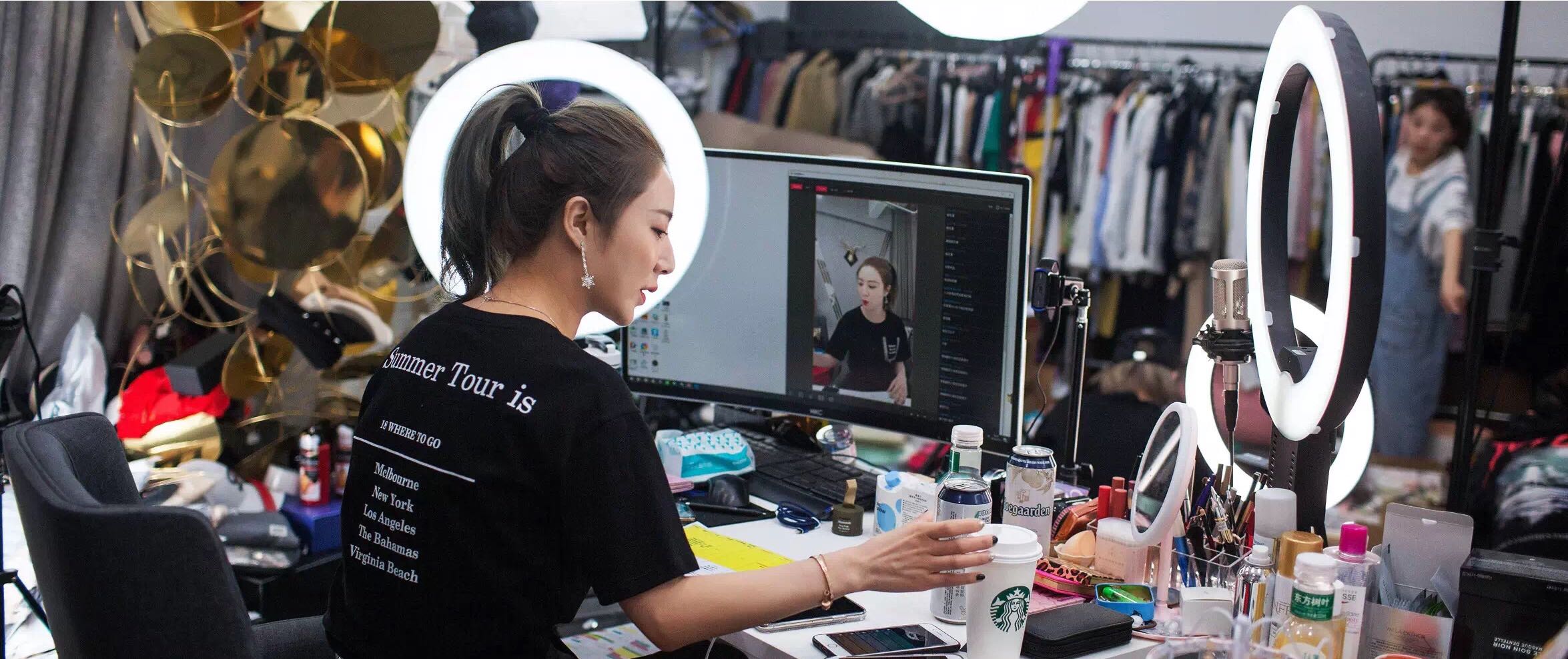 直播怎么玩手游,唱歌直播选择哪个平台