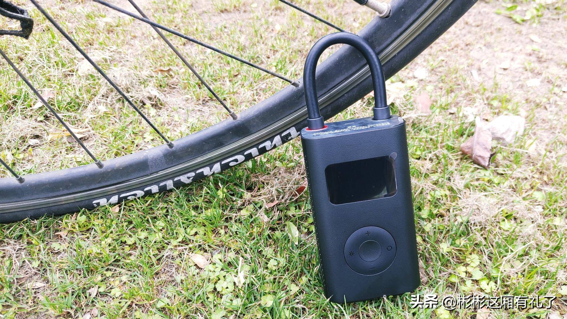 从小坐到大的安全座椅,小到隐形的手机支架