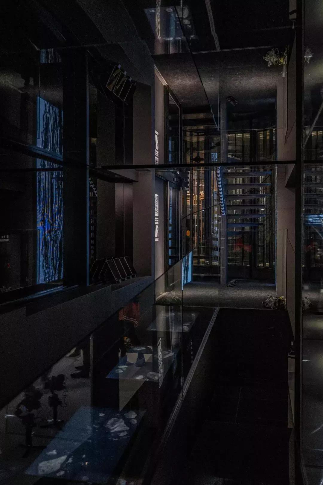 国潮品牌店面,国潮hiphop潮服