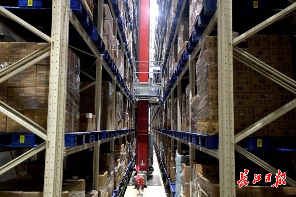 接单48小时内出货,接单后只有十分钟配送时间