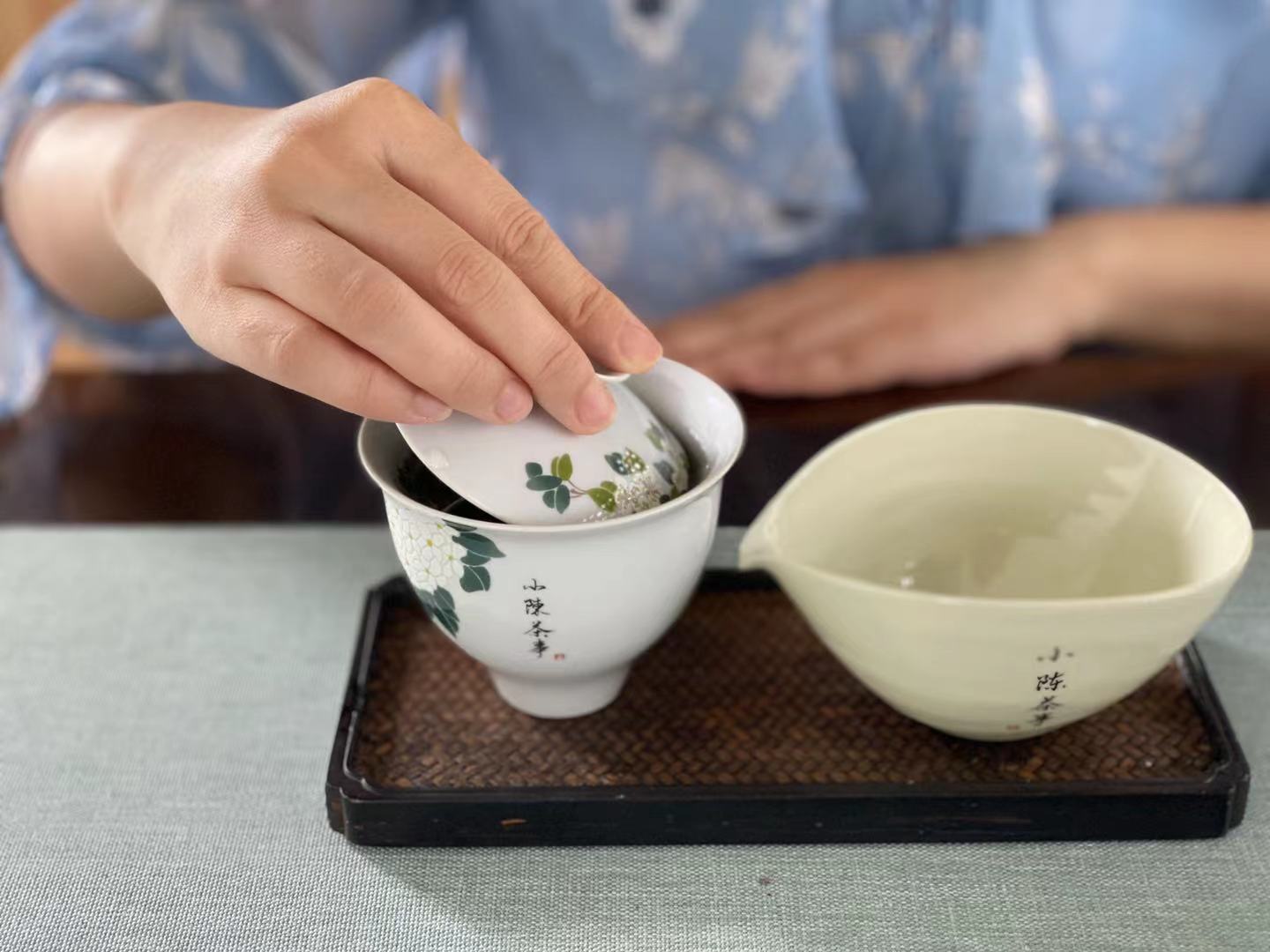 白毫银针白牡丹贡眉寿眉冲泡方法,白毫银针贡眉老白茶如何选