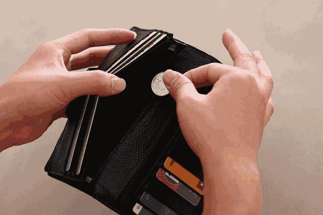 掏空女孩钱包,掏空女孩的钱包