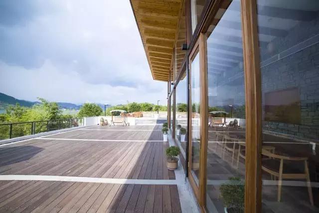 40岁大叔钓鱼,40岁大叔买下一座岛