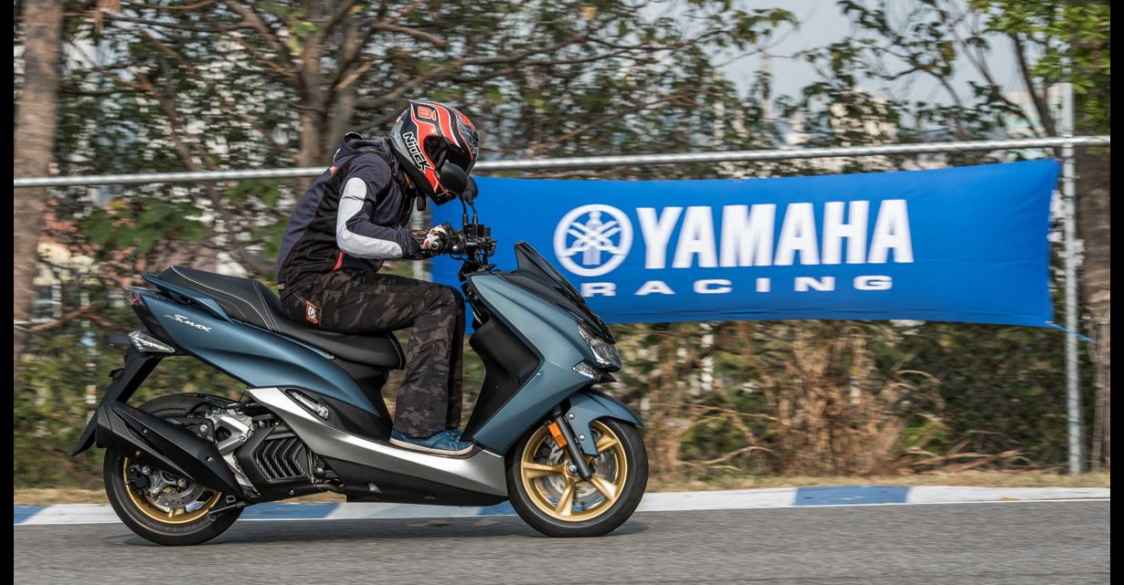 2021雅马哈smax155试驾,雅马哈smax1552016年