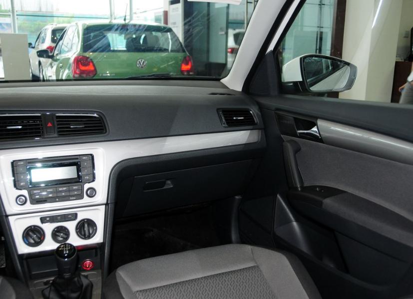 14年1.6的大众朗行值得入手吗,20万公里大众朗行能卖多少钱