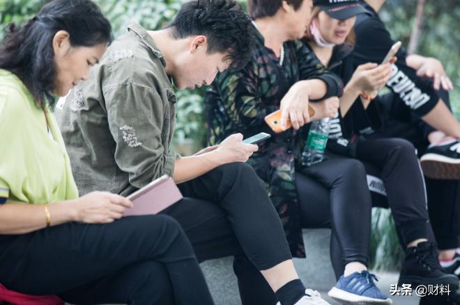 移动流量不够如何解决,移动流量不够用怎么购买划算