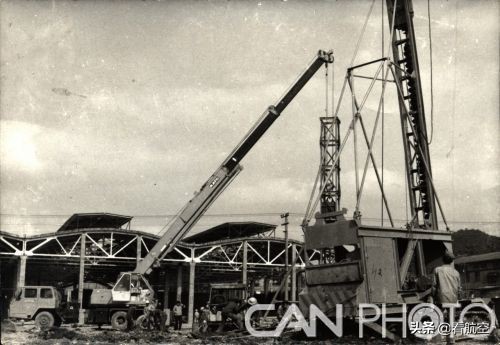 航空工业第一支股票,航空工业第一飞机